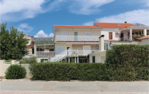 2 Bedroom Stunning Apartment In Kastel Kambelovac
